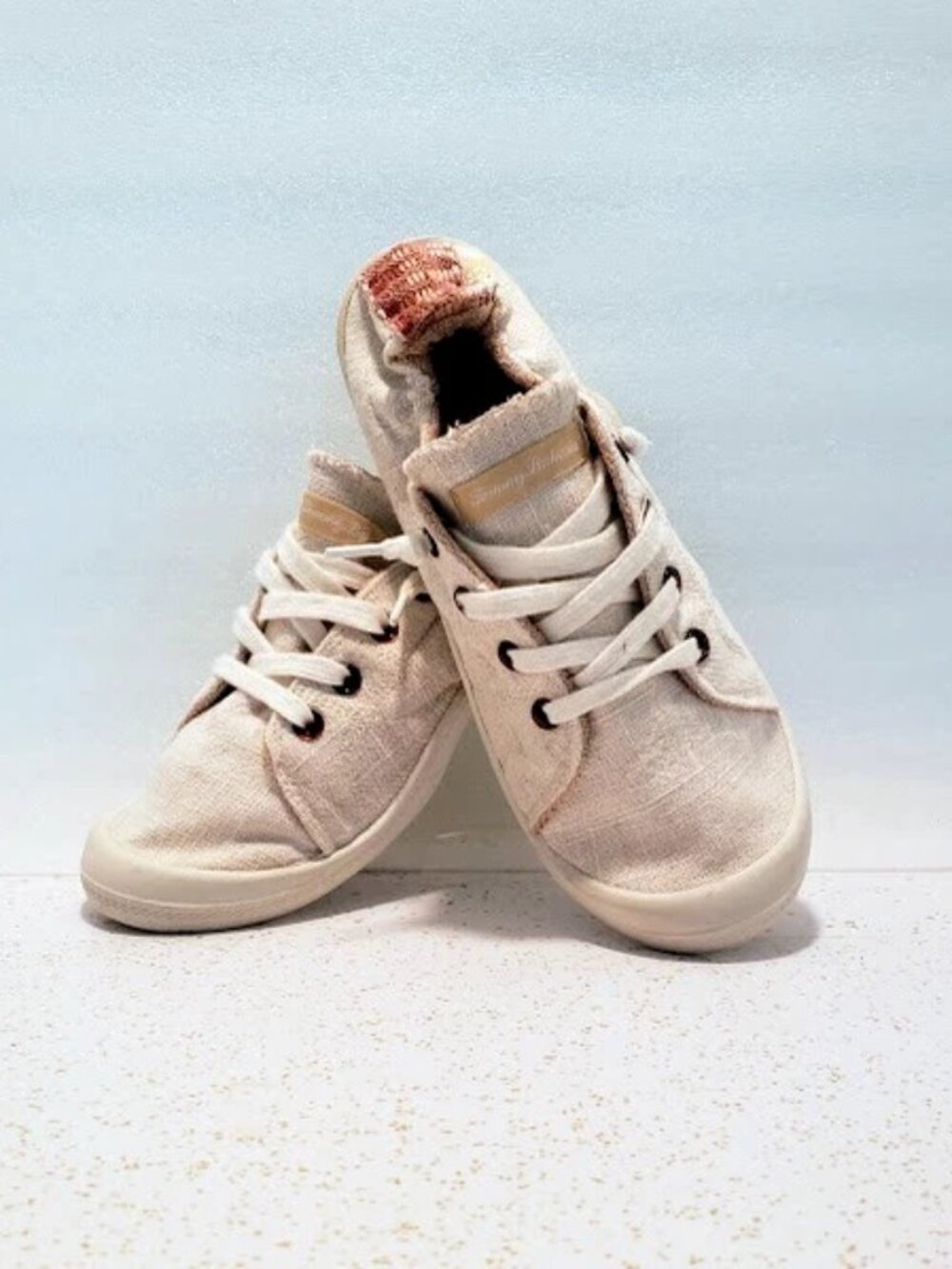Tommy Bahama Memory Foam Comfort Slip On Sneakers Beige Canvas Women's Size 9